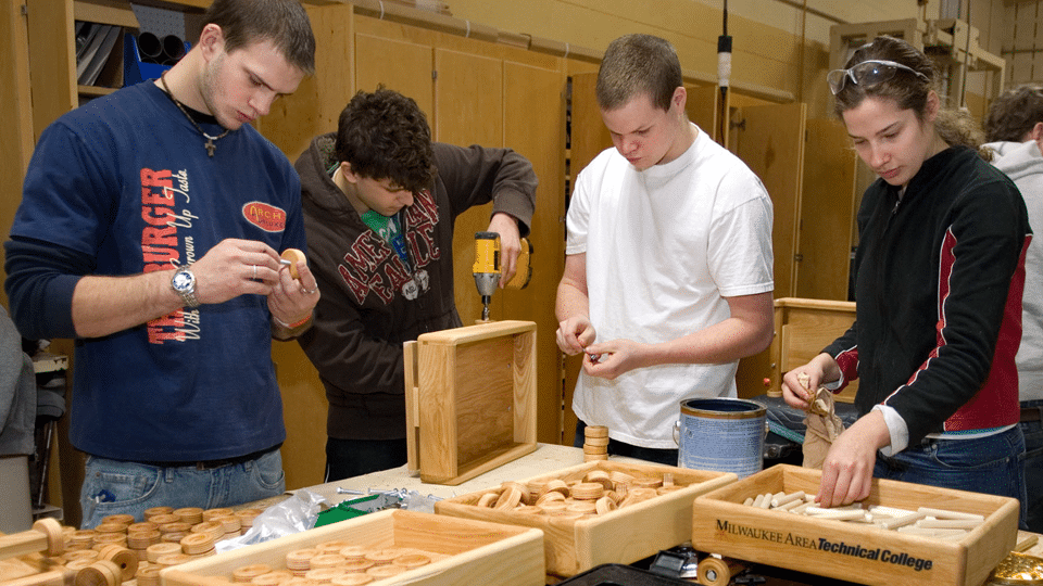 Woodworking School In Milwaukee Wisconsin