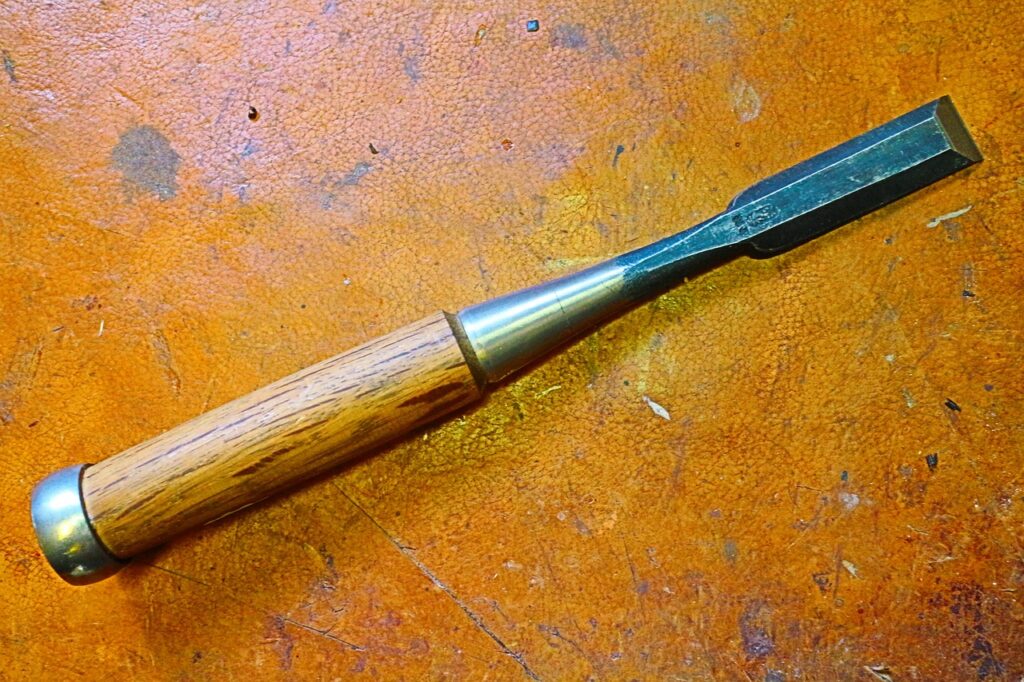 Essential Woodworking Chisels