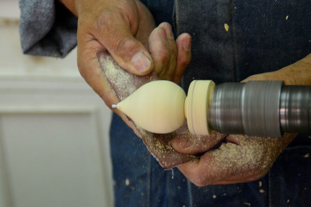 Essential Woodworking Tools: Lathe Machine