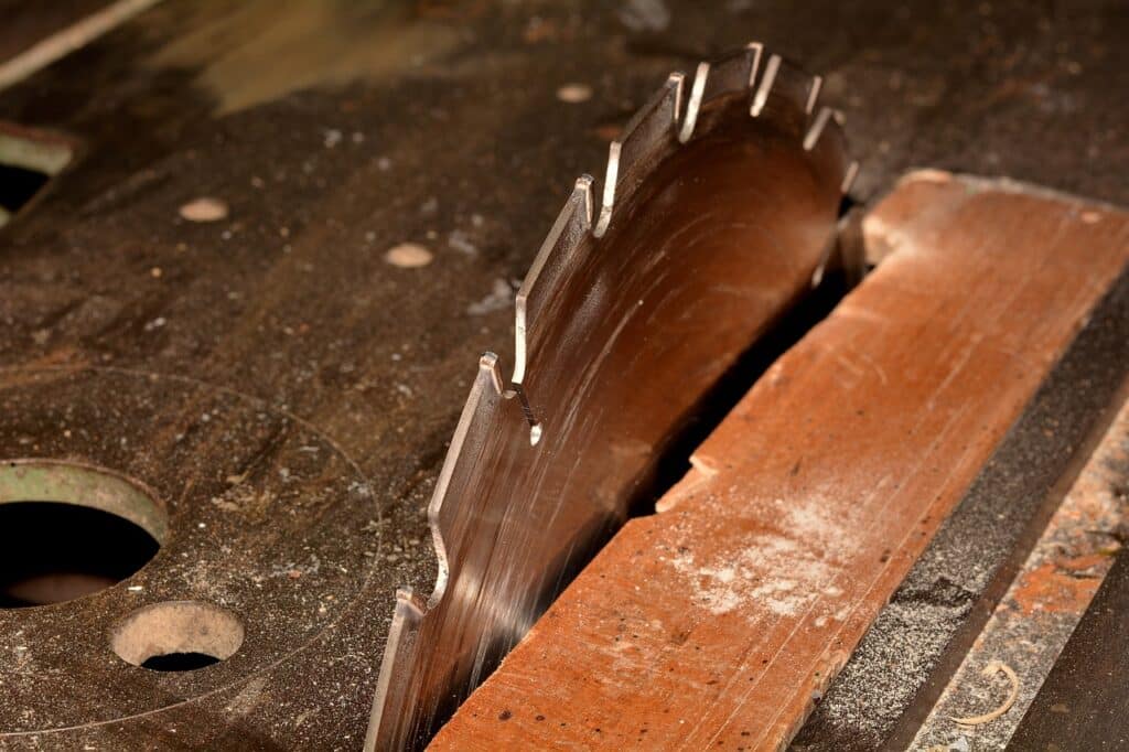 The Ultimate Guide to Choosing the Best Jobsite Table Saw for Woodworking