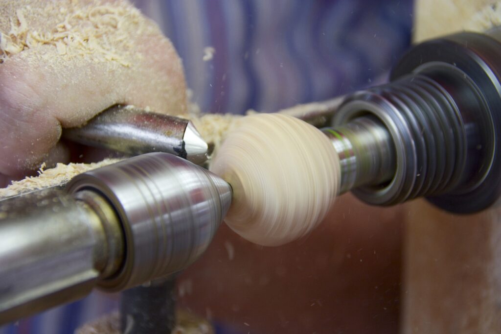 The Weekend Woodworker: A Guide to Crafting Beautiful Woodworking Projects