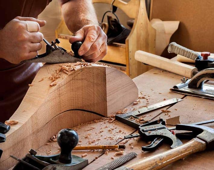 Furniture Feng Shui: Designing Wooden Pieces for Positive Energy