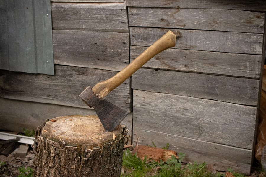 Photo Wood Carving Axe